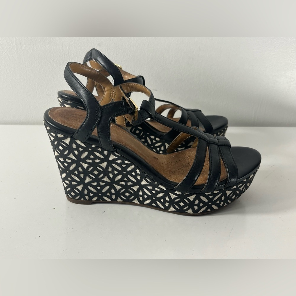 Clarks Women's Amelia Avery Sandal Black White Wedge Heels Womens Size 7